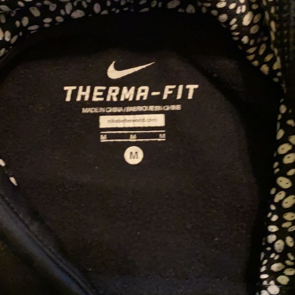 Nike Therma-Fit Hoodie - Picture 3 of 3
